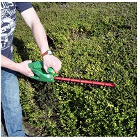 Add a review for: 450W Mains powered hedge trimmer