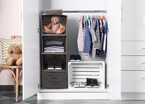 6 Pocket Wardrobe Organizer